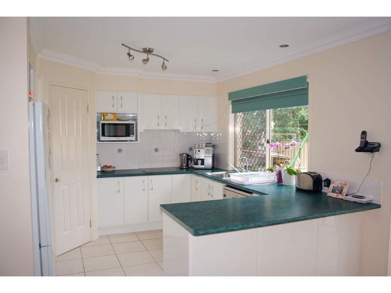 12 Tara Vista Boulevard, Highland Park QLD 4211