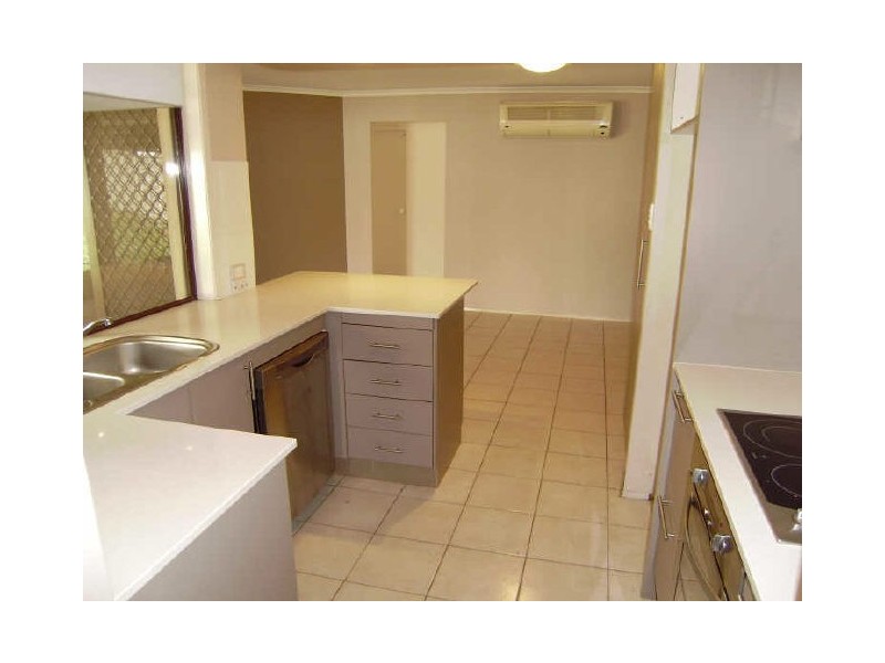 31 Hickey Way, Carrara QLD 4211