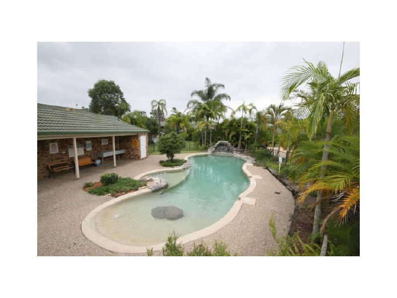 4/2 Weedons Road, Nerang QLD 4211