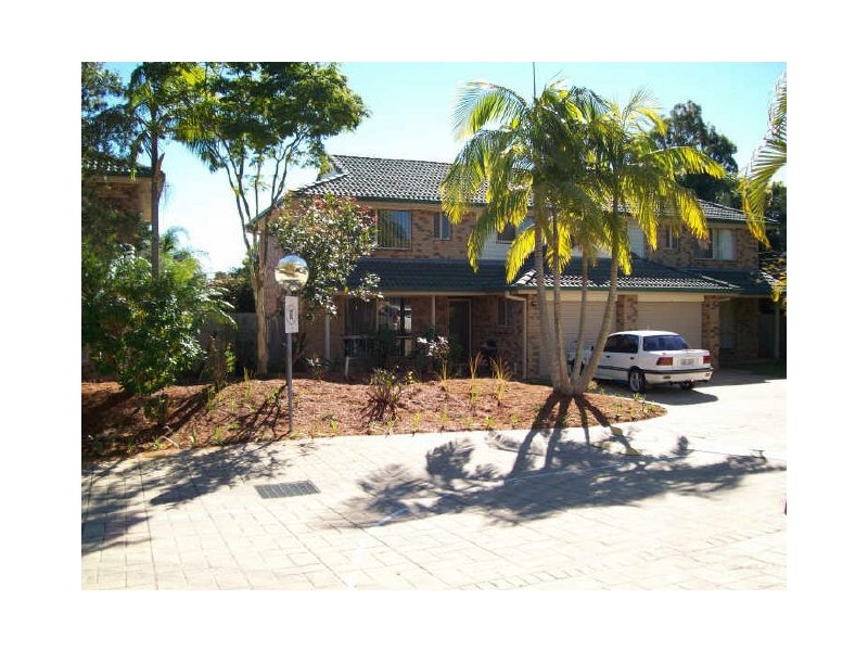 4/2 Weedons Road, Nerang QLD 4211