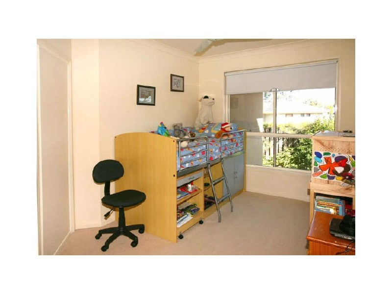 6 Josh Court, Ashmore QLD 4214