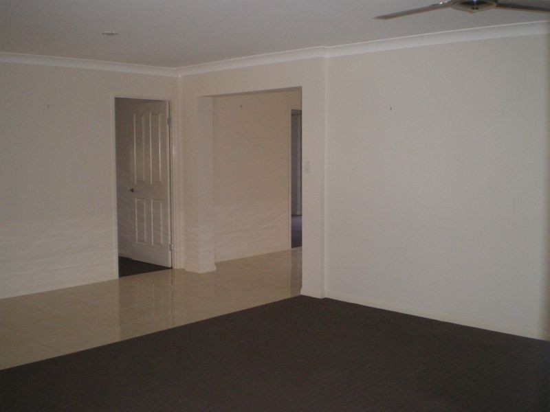 4 Silvereye Circuit, Gilston QLD 4211