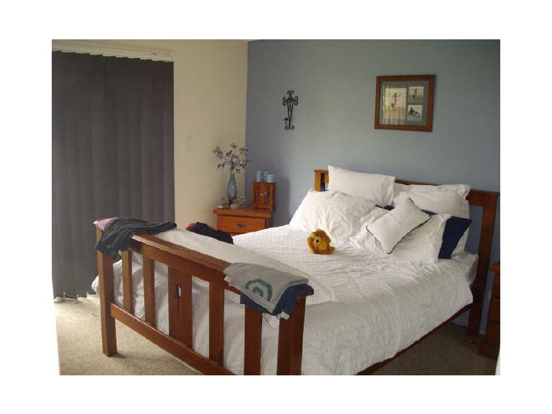 10 Blue Lagoon Court, Nerang QLD 4211