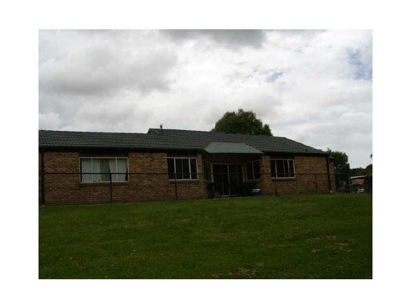 10 Blue Lagoon Court, Nerang QLD 4211