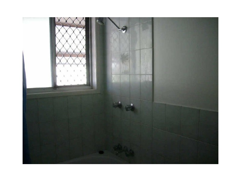 81 Wardoo Street, Southport QLD 4215