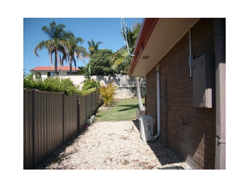 81 Wardoo Street, Southport QLD 4215