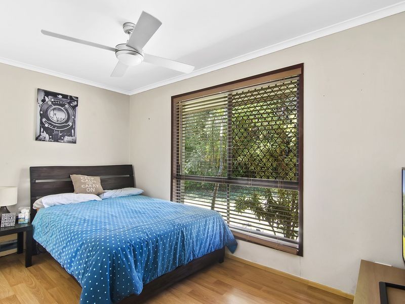 8 Eamonn Court, Highland Park QLD 4211