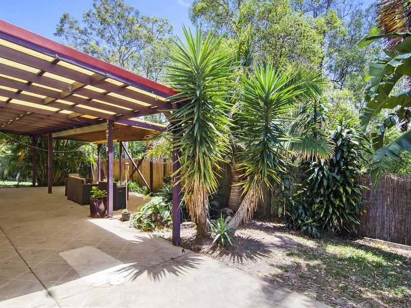 8 Eamonn Court, Highland Park QLD 4211