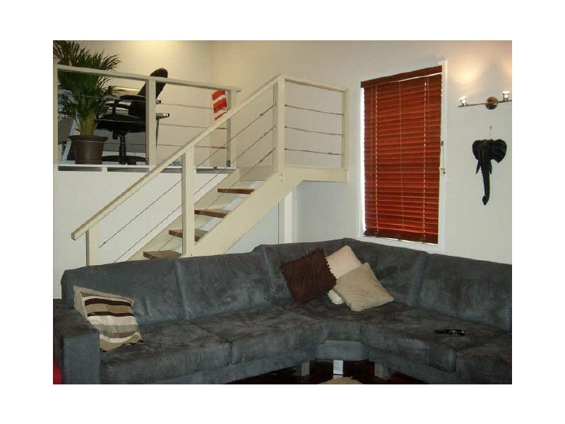 28 Nerang-Broadbeach Road, Nerang QLD 4211