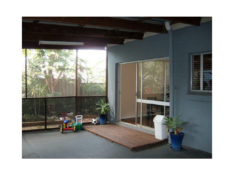 28 Nerang-Broadbeach Road, Nerang QLD 4211