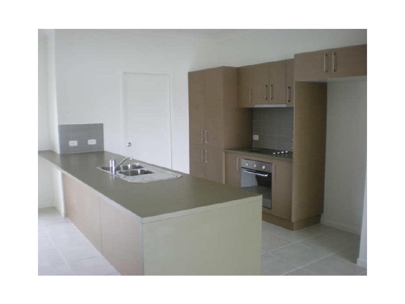 2/14 Marlee Jayne Close, Nerang QLD 4211