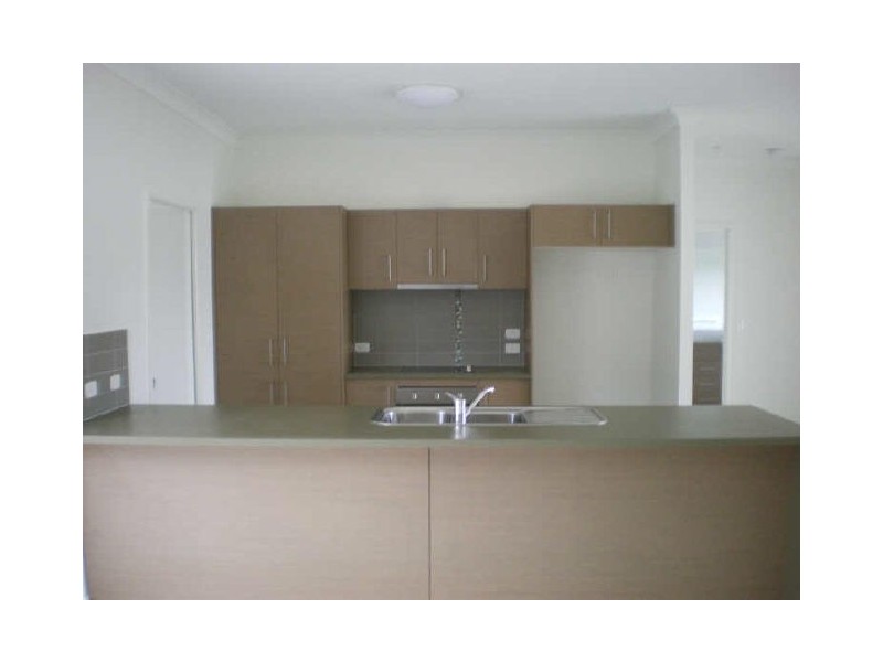 2/14 Marlee Jayne Close, Nerang QLD 4211