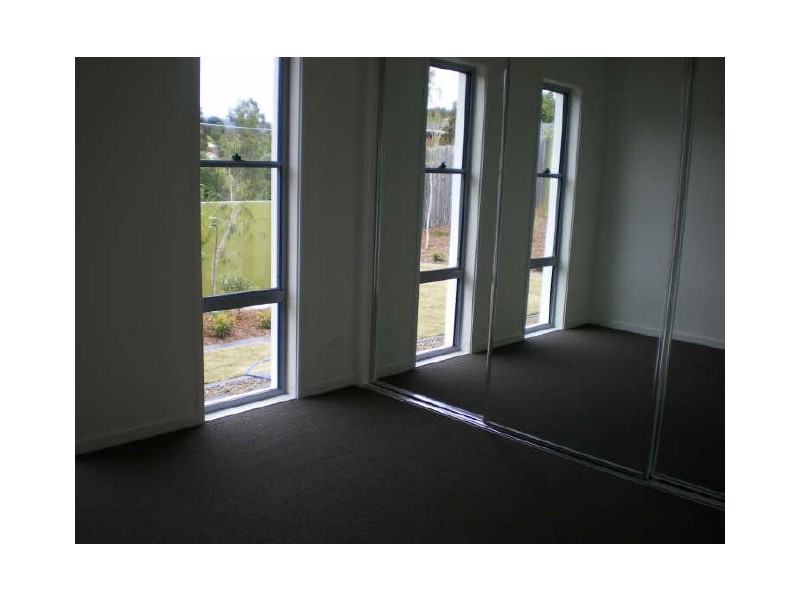 2/14 Marlee Jayne Close, Nerang QLD 4211