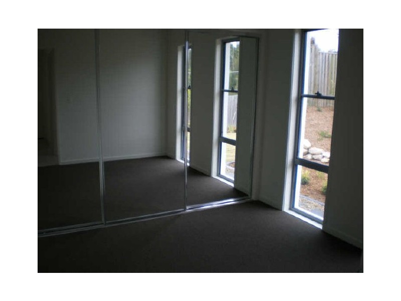 2/14 Marlee Jayne Close, Nerang QLD 4211