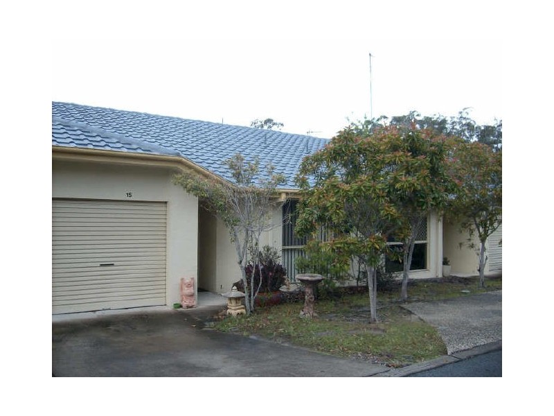 15/3 Arundel Drive, Arundel QLD 4214