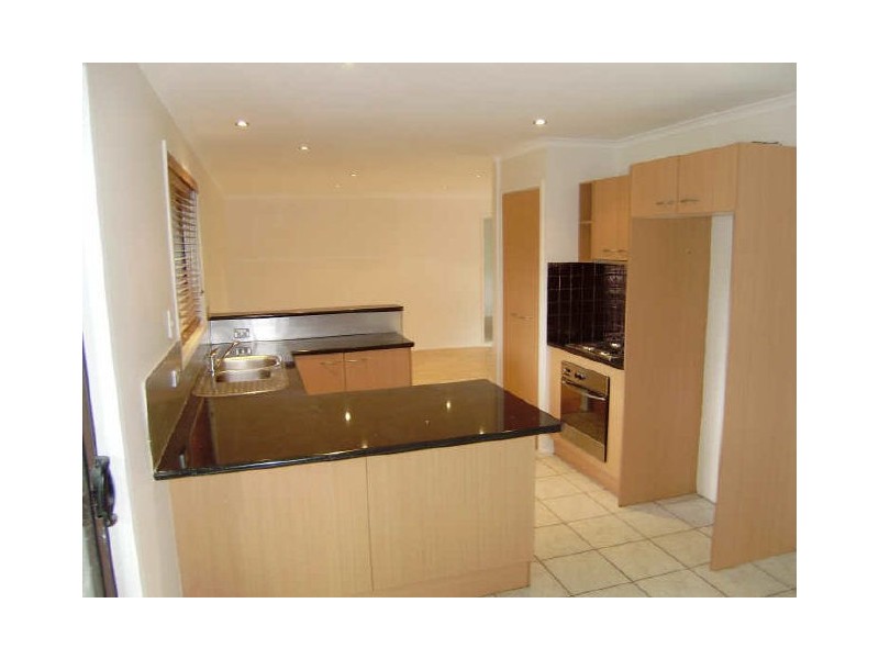 3 Meister Court, Carrara QLD 4211