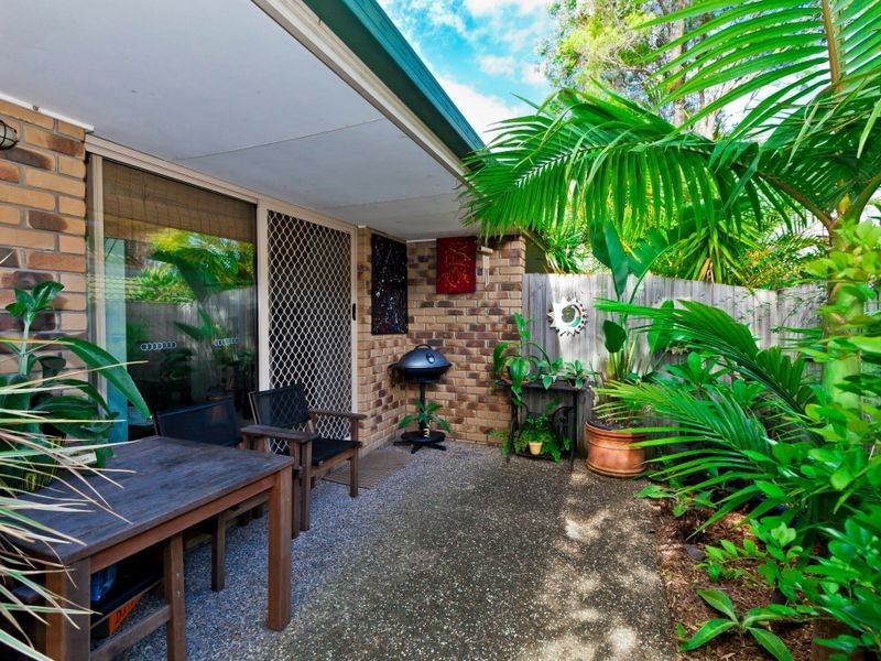13/2 Weedons Road, Nerang QLD 4211