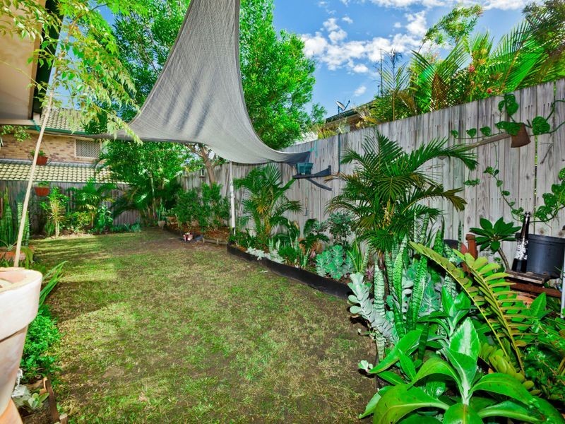 13/2 Weedons Road, Nerang QLD 4211