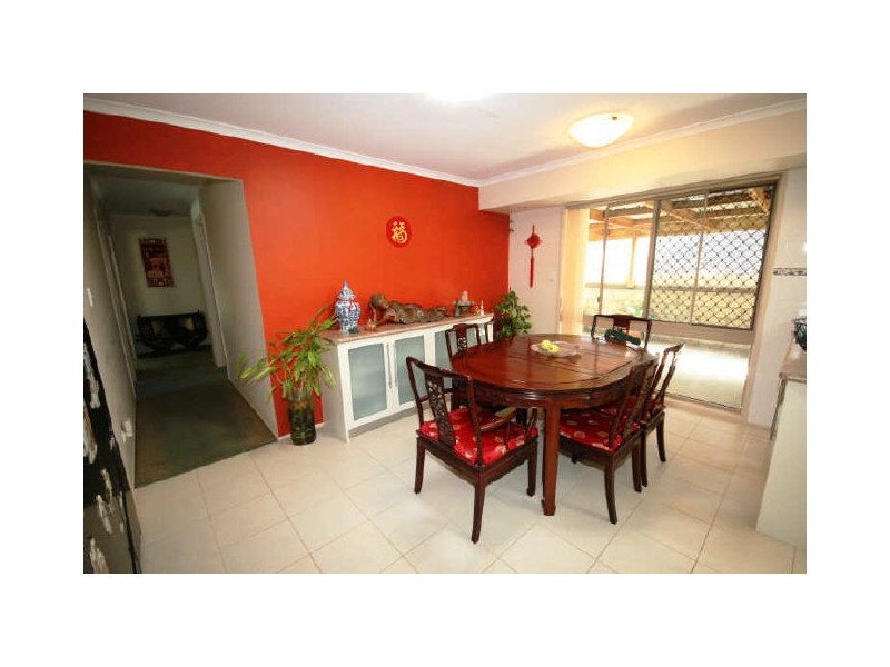 15 Lytham Court, Highland Park QLD 4211