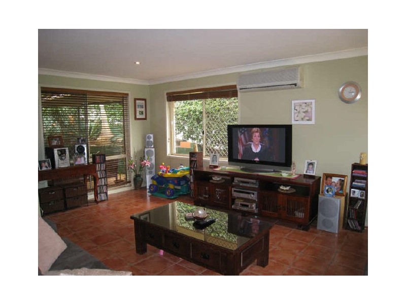 8 Sheldon Court, Worongary QLD 4213