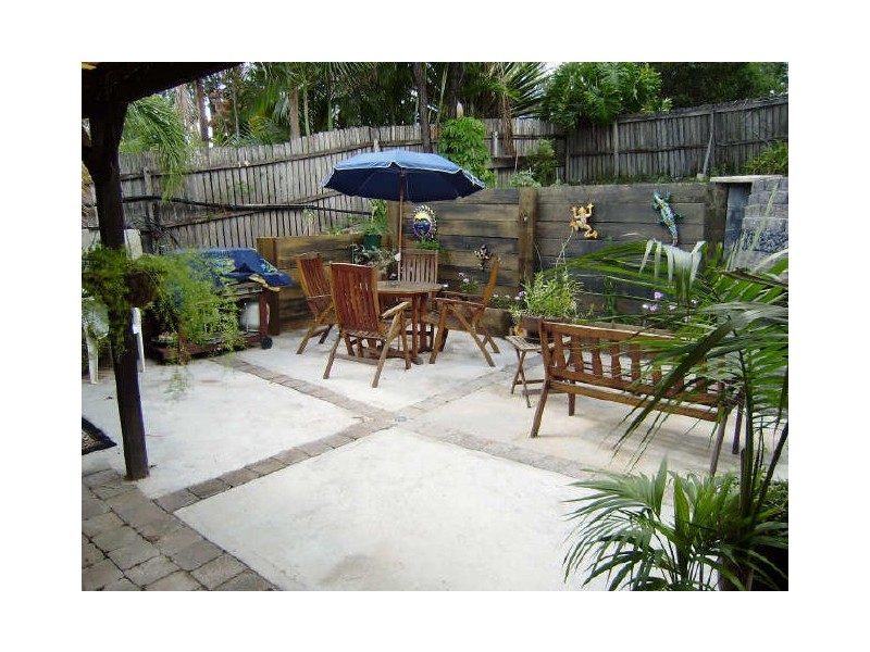 24 Plum Parade, Nerang QLD 4211