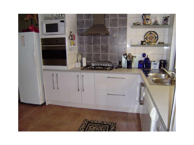 24 Plum Parade, Nerang QLD 4211