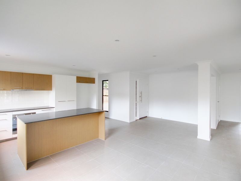 15B Koola Drive, Nerang QLD 4211