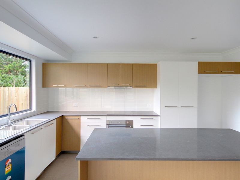 15B Koola Drive, Nerang QLD 4211