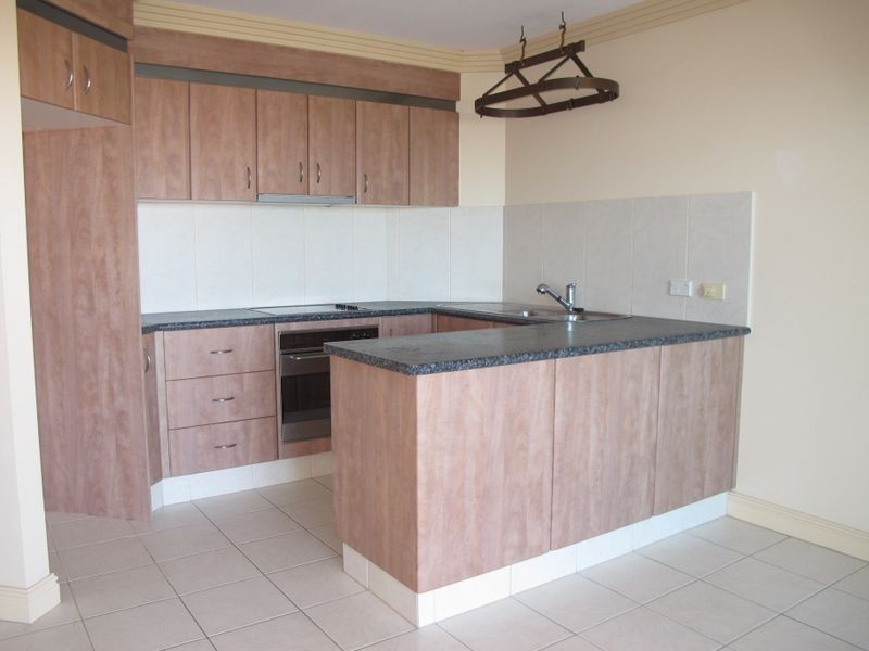 124a Armstrong Way, Highland Park QLD 4211