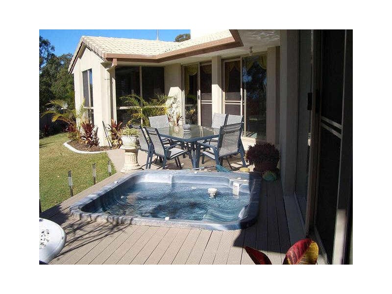 11 Kambalda Court, Worongary QLD 4213