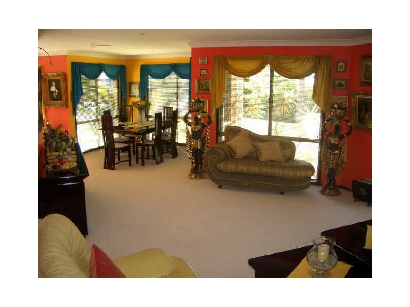 11 Kambalda Court, Worongary QLD 4213