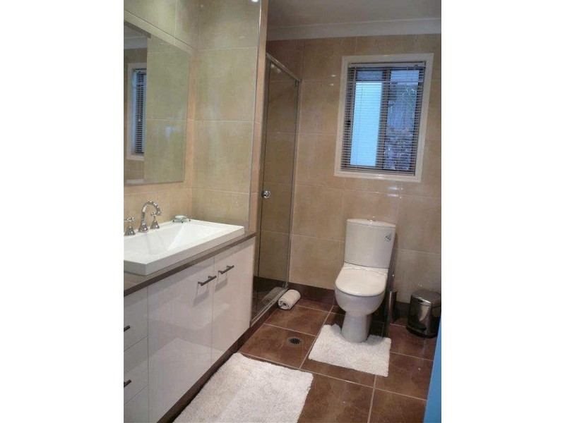 11 Kambalda Court, Worongary QLD 4213