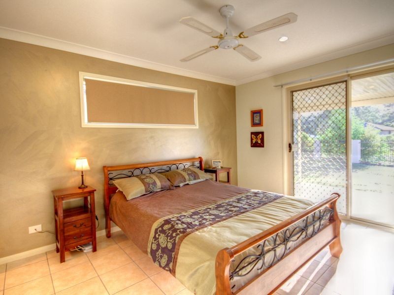 1 Debbie Way, Nerang QLD 4211