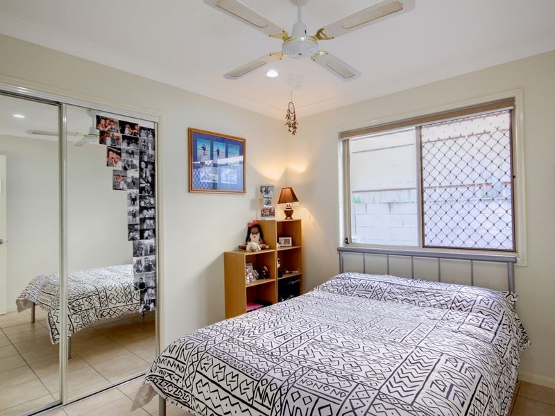 1 Debbie Way, Nerang QLD 4211