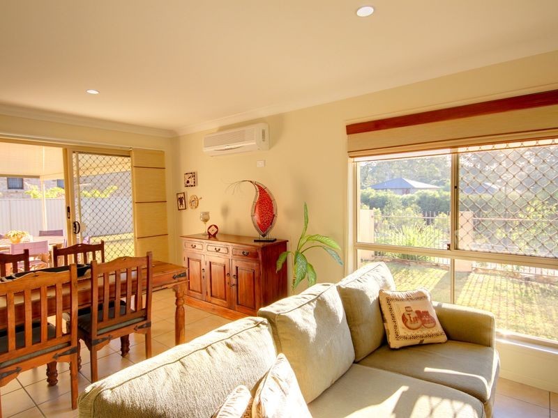 1 Debbie Way, Nerang QLD 4211