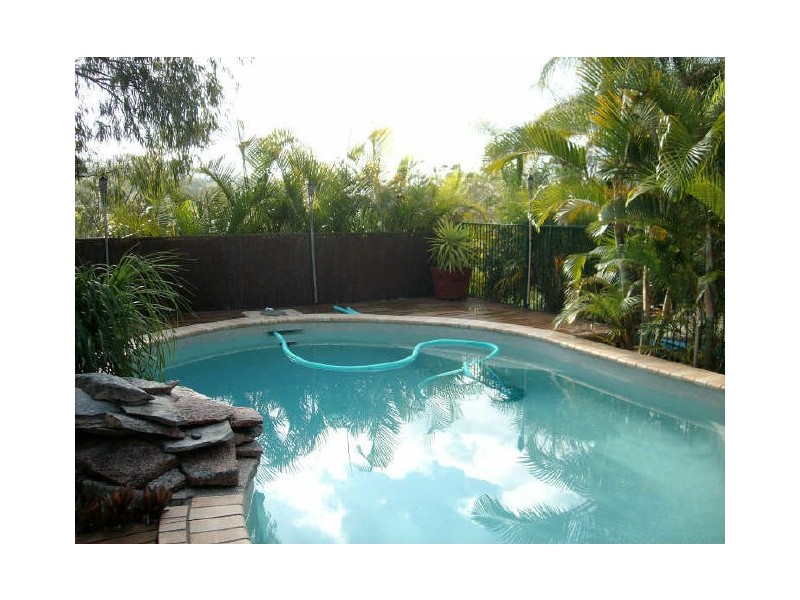 7 Stanhope Court, Worongary QLD 4213