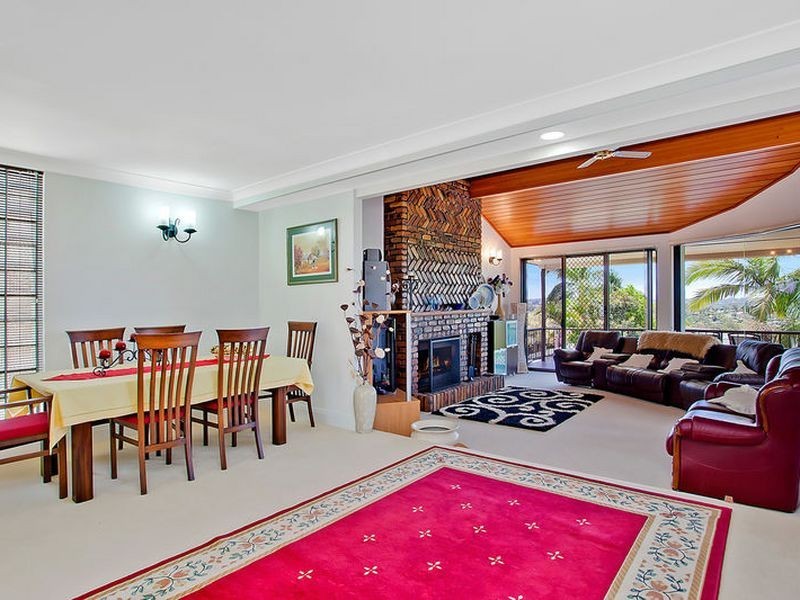 27 Andamooka Avenue, Worongary QLD 4213