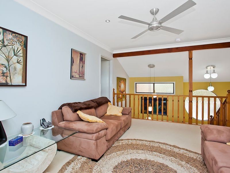 27 Andamooka Avenue, Worongary QLD 4213