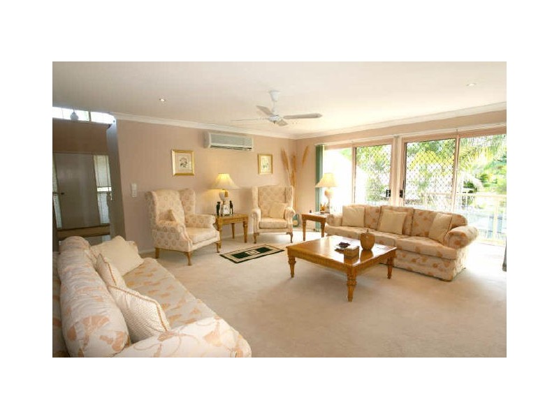 5 Namoi Court, Carrara QLD 4211