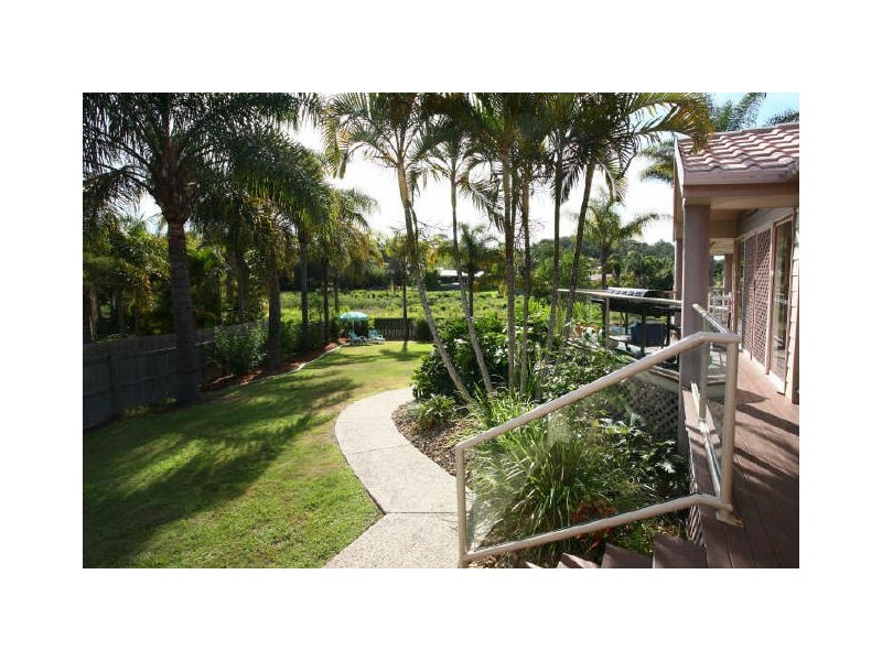 5 Namoi Court, Carrara QLD 4211