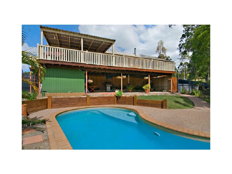 35 Gershwin Court, Nerang QLD 4211