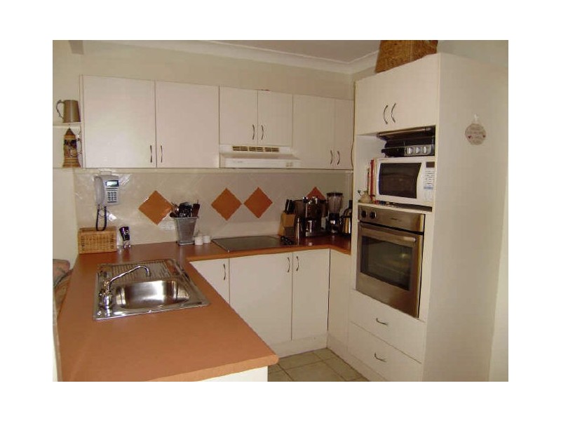 8/107 Cayuga Road, Highland Park QLD 4211