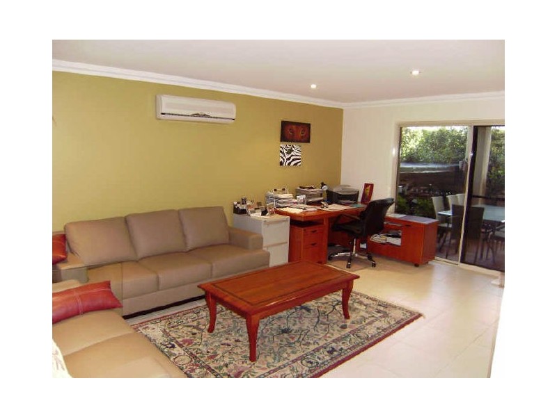 12 Ridgeline Way, Highland Park QLD 4211