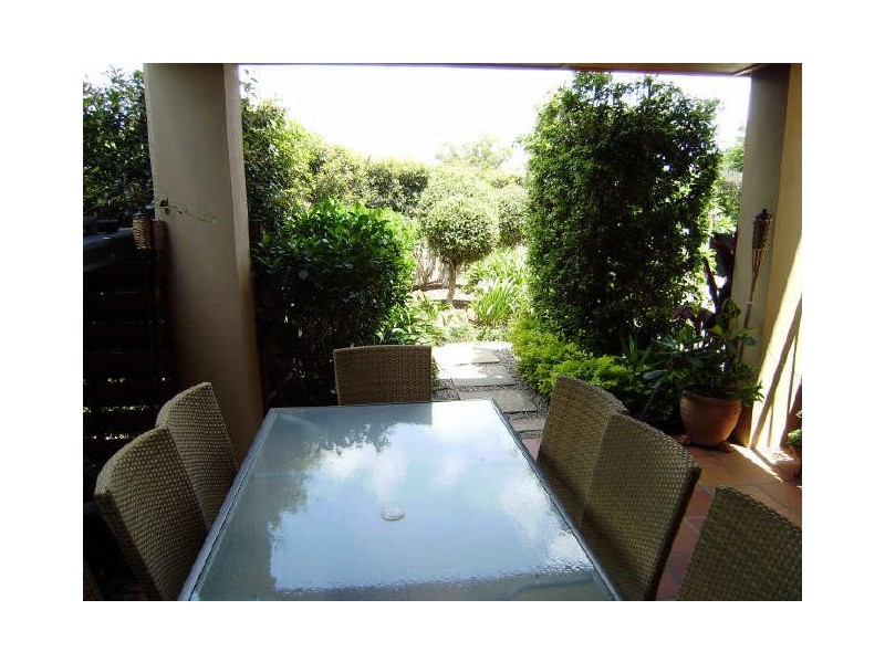 12 Ridgeline Way, Highland Park QLD 4211