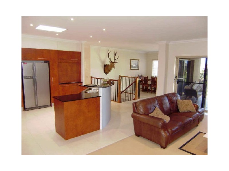 12 Ridgeline Way, Highland Park QLD 4211