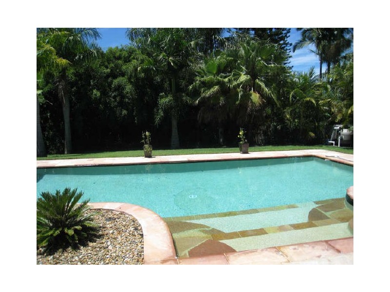 30 Madigan Road, Carrara QLD 4211