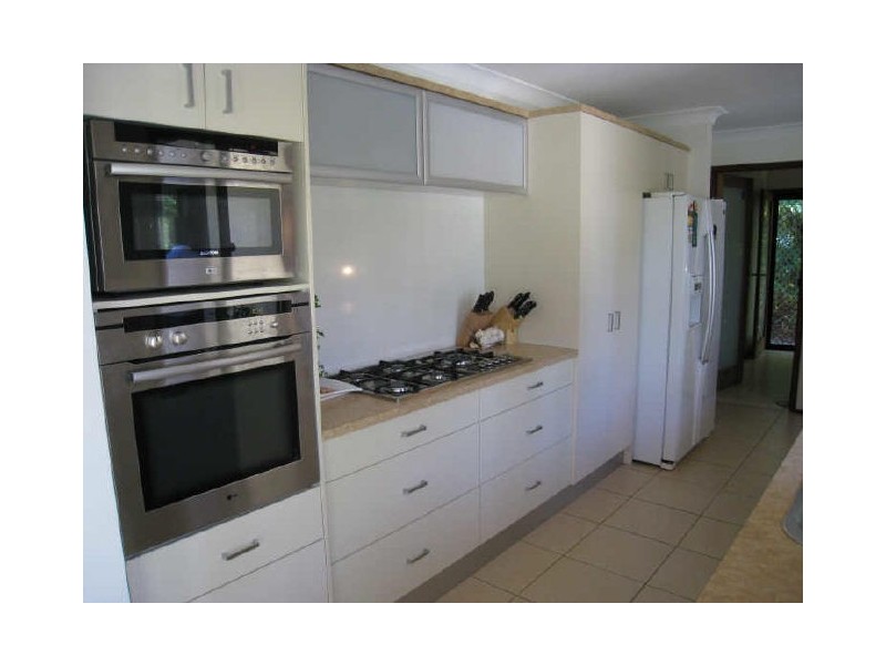 30 Madigan Road, Carrara QLD 4211