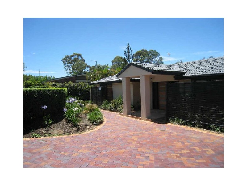 30 Madigan Road, Carrara QLD 4211