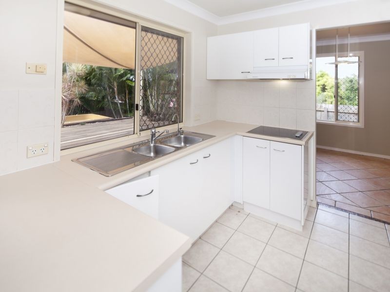 9 Fallon Court, Worongary QLD 4213