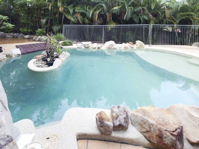 9 Fallon Court, Worongary QLD 4213